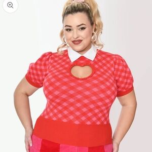 NWT Red & Pink Bias Gingham Heart Keyhole Sweater 💗